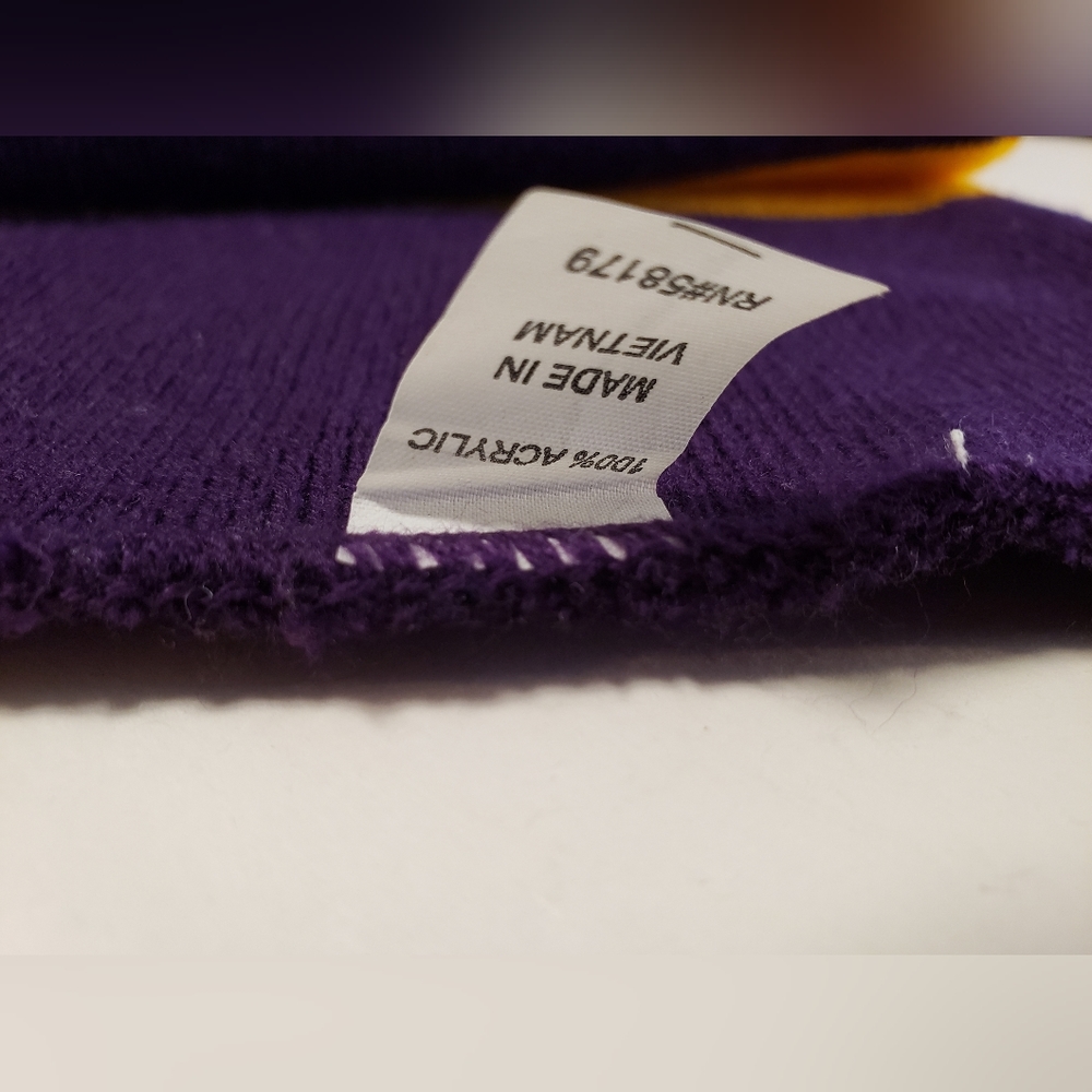 West Chester University Alumni Scarf Golden Rams Purple & Yellow - Picture 4 of 5